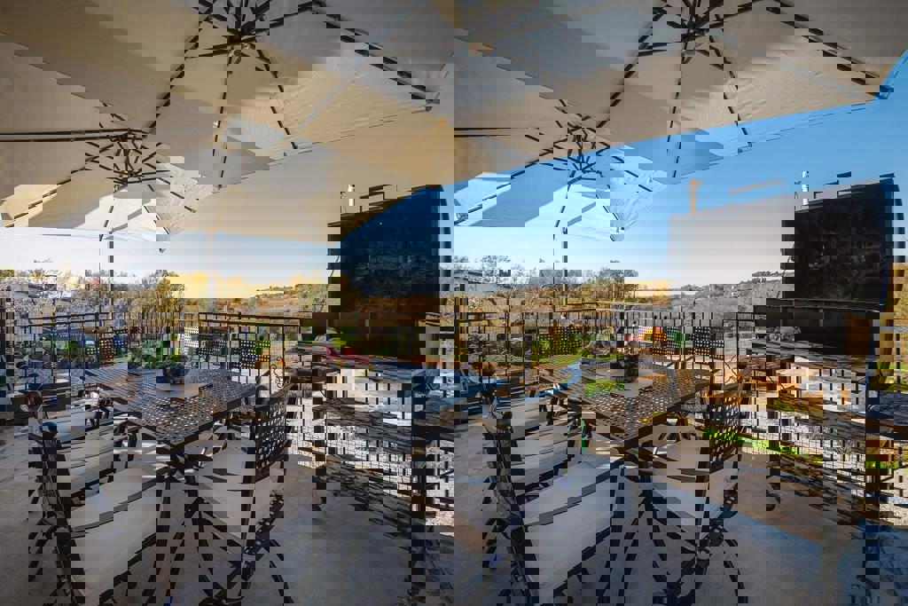 Villa indipendente con piscina - vista mare